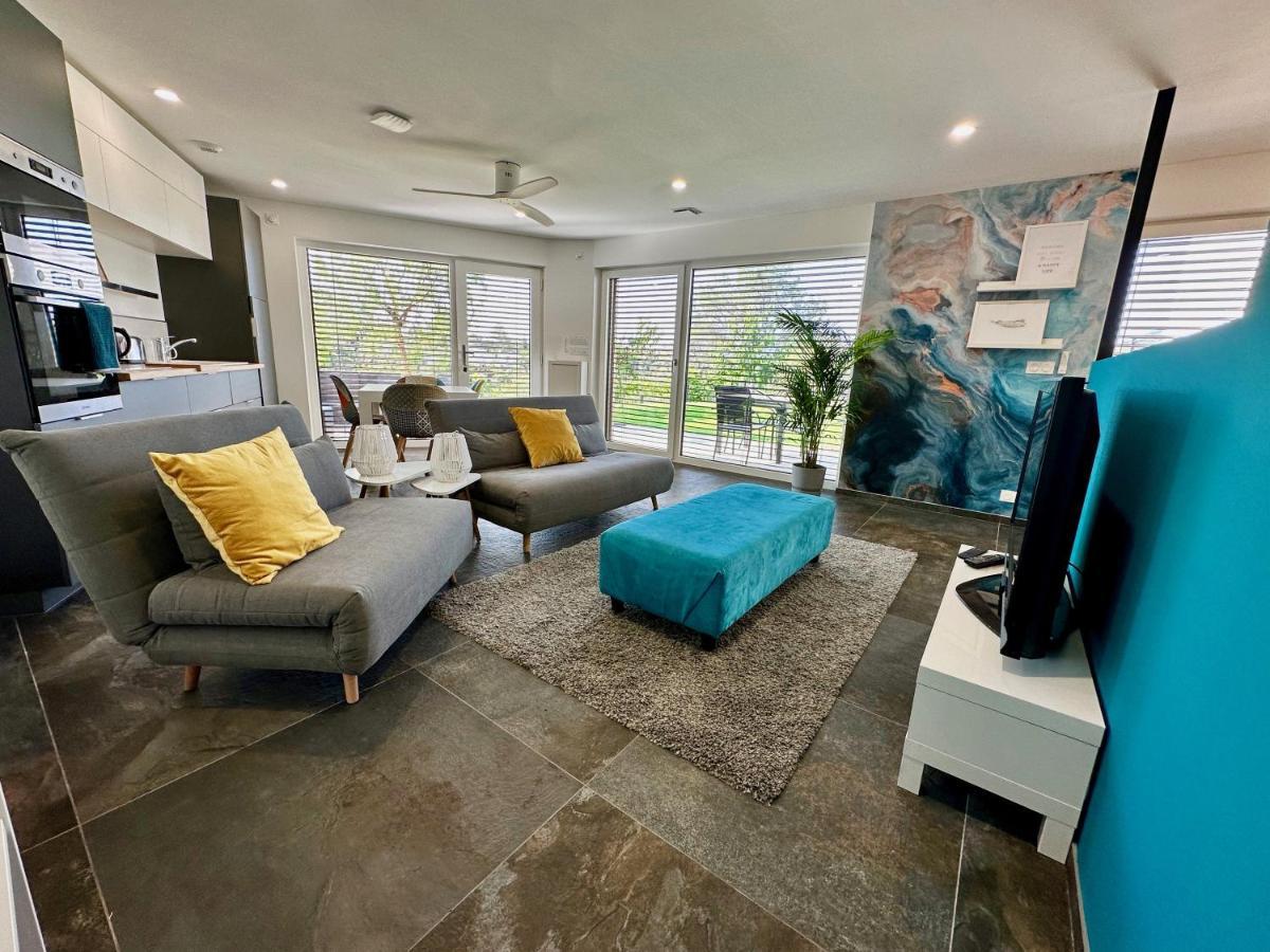 La Balma - 4 Appartements Avec Jardin En Maison Passive De Plain Pied A Frejus-Saint-Raphael 外观 照片